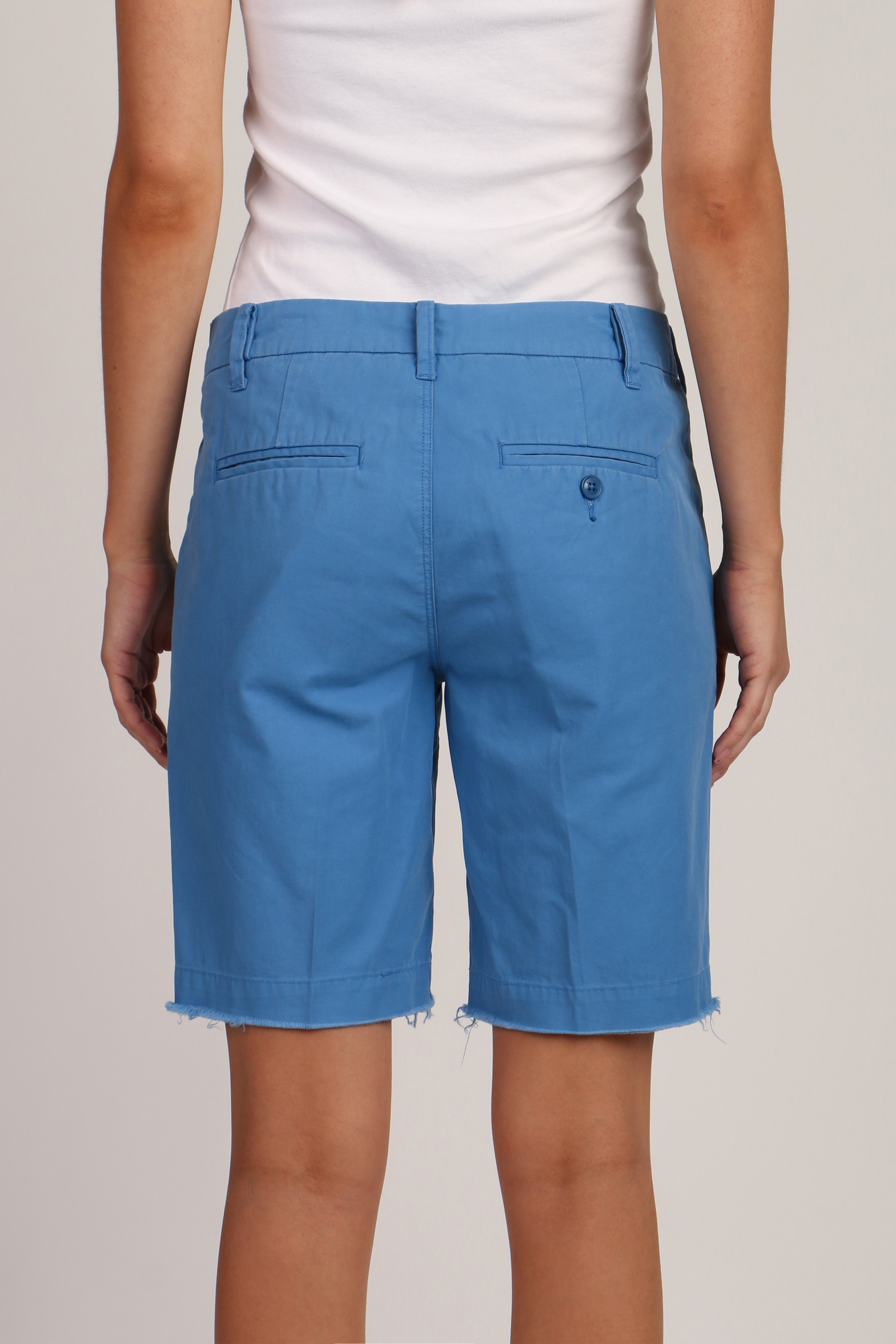 Cut Off Bermuda